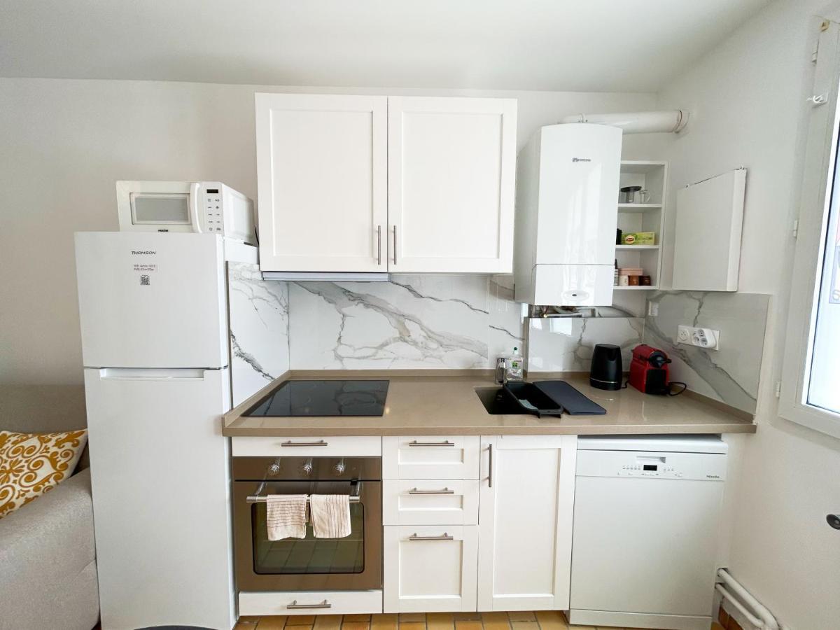 Mikihouse - Disneyland Bailly-Romainvilliers Bagian luar foto